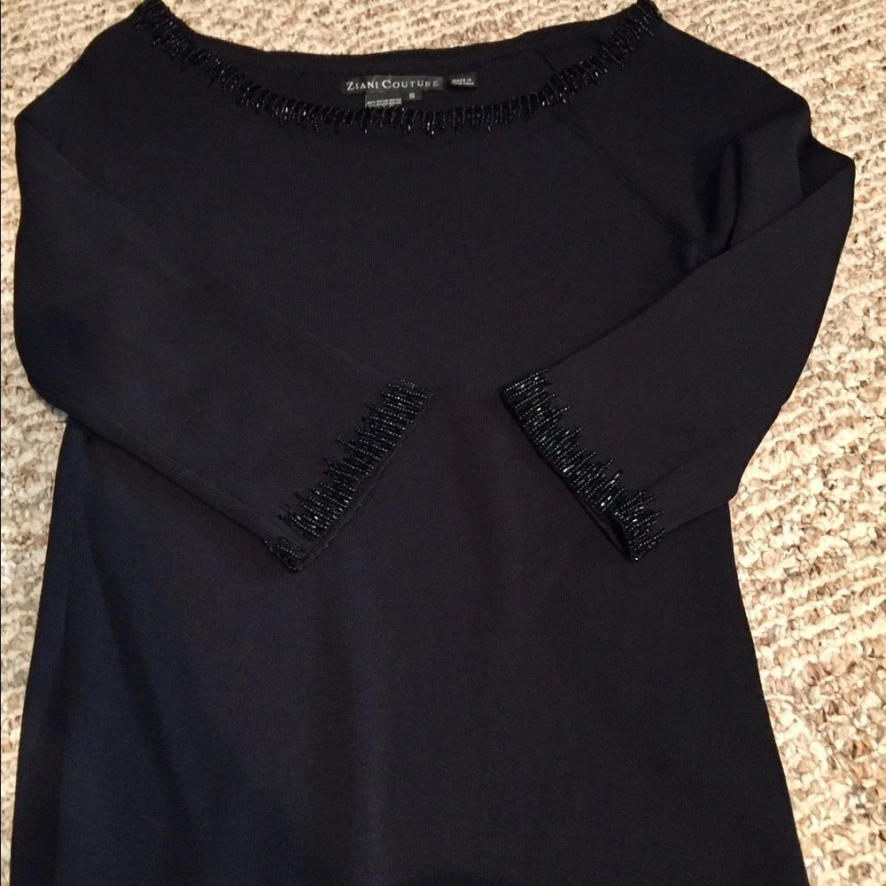 Beautiful top in black by Ziani Couture size s